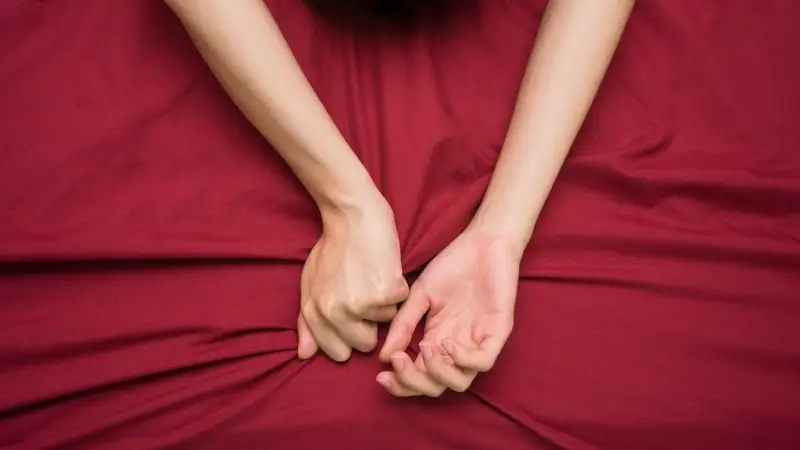 اولین سکس؛ بررسی علائم اولین دخول و علت درد