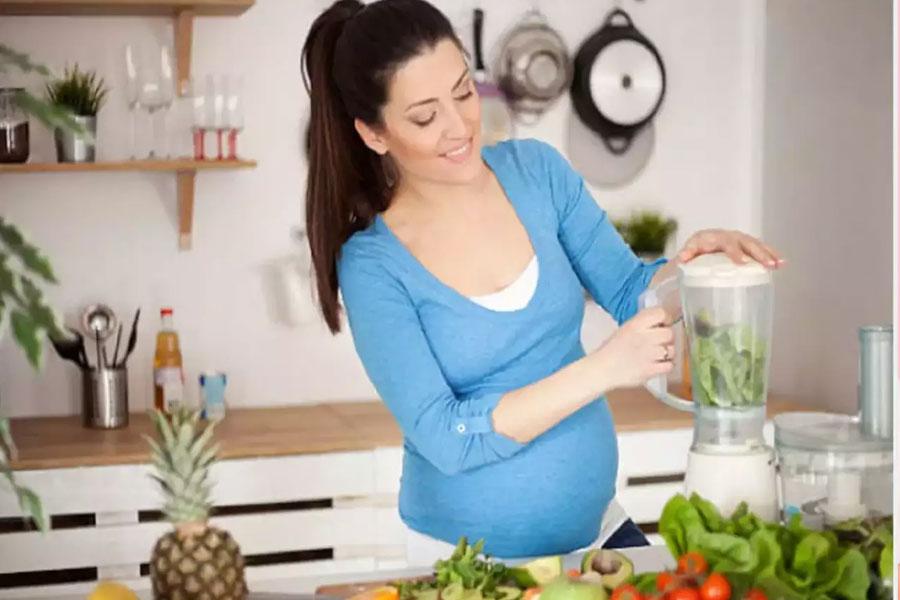 راهنمای کامل بهترین رژیم غذایی دوران بارداری برای جلوگیری از چاقی و رشد نوزاد سالم
