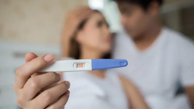 آیا بدون ریختن اسپرم داخل واژن احتمال بارداری وجود دارد؟(احتمال حاملگی با پیشاب)