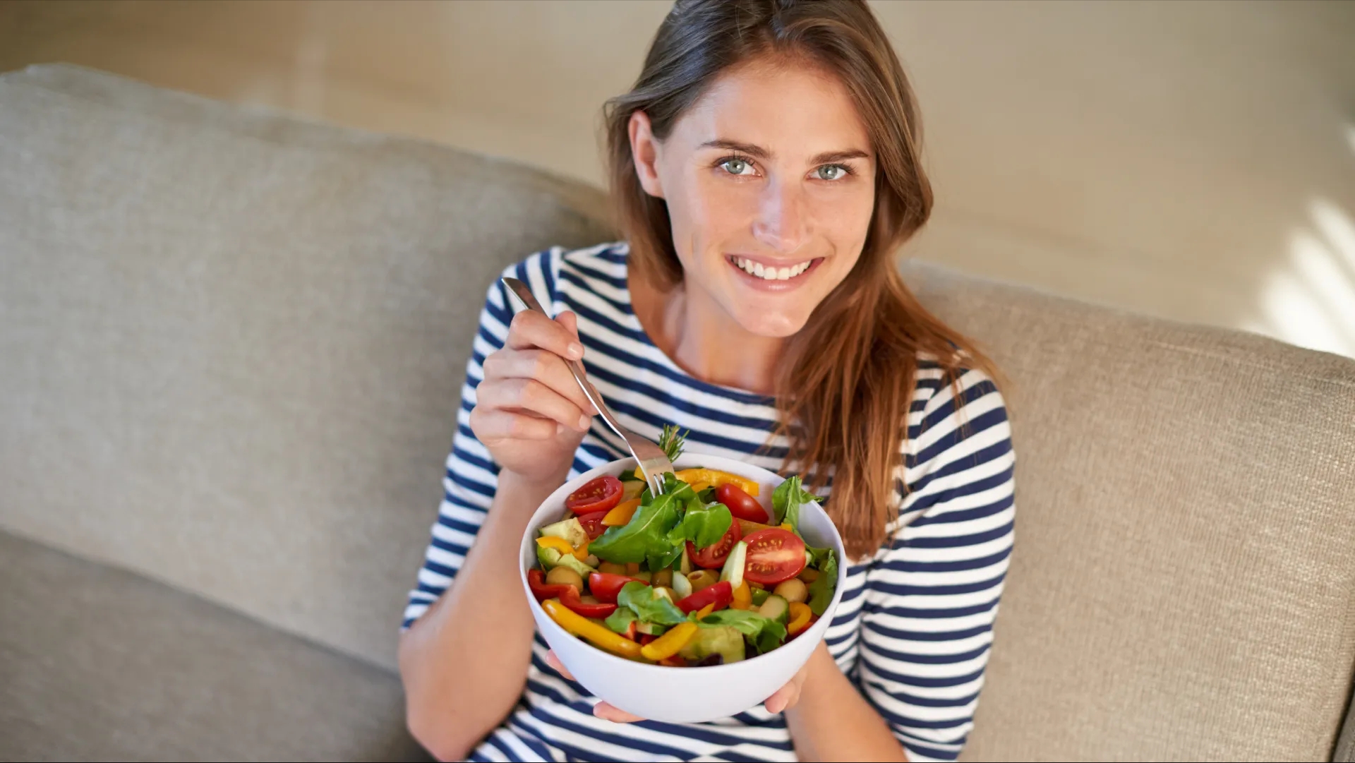 برای جلوگیری از سرطان سینه چه بخوریم؟ 14 غذای ضد سرطان پستان