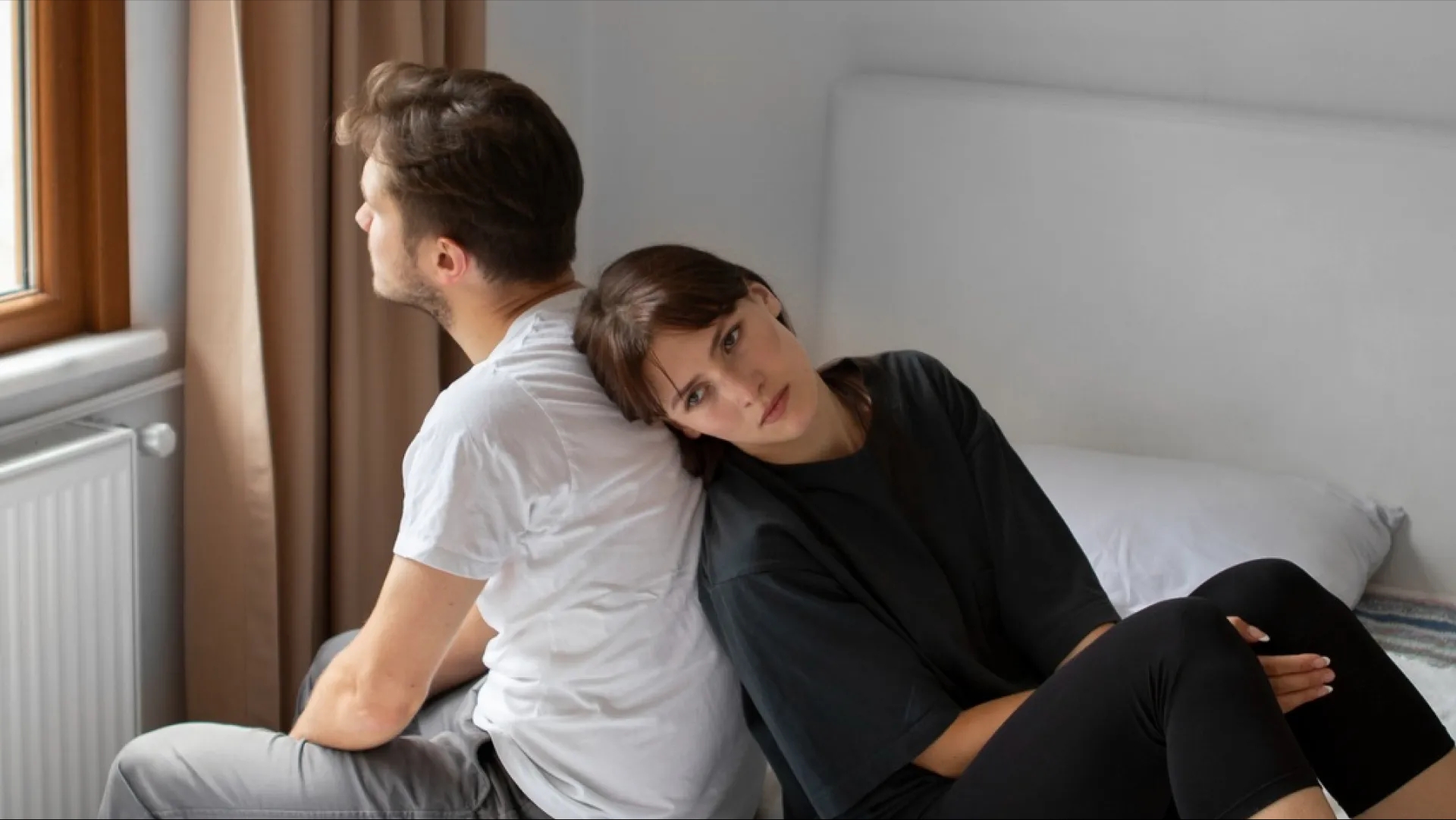 چه چیزی باعث سقط جنین در اوایل بارداری میشود؟(علائم، درمان و پیشگیری)